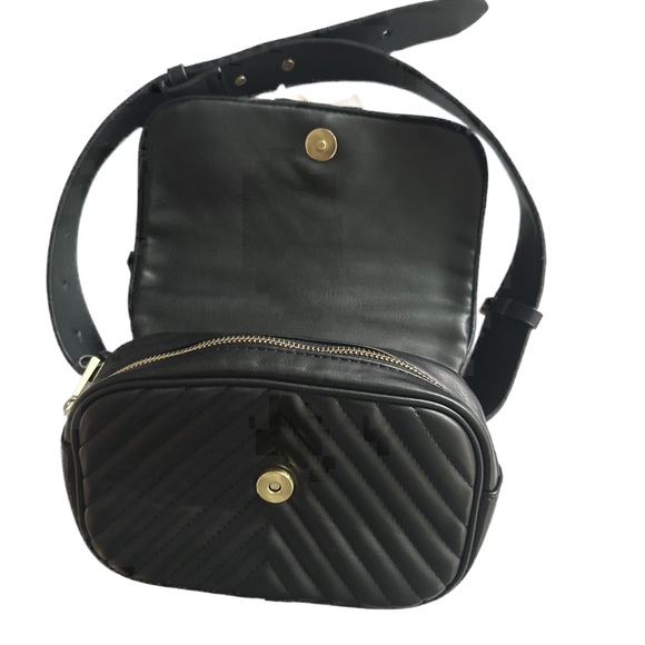 Zara Basics Faux Leather Crossbody - Picture 5 of 8